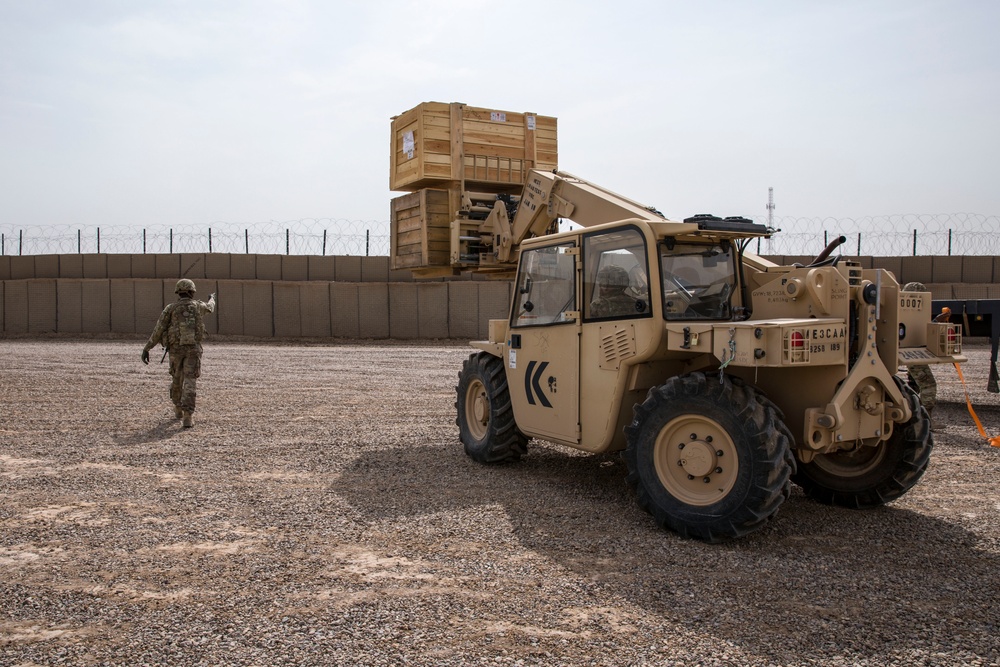 Iraqi border guard radio transfer