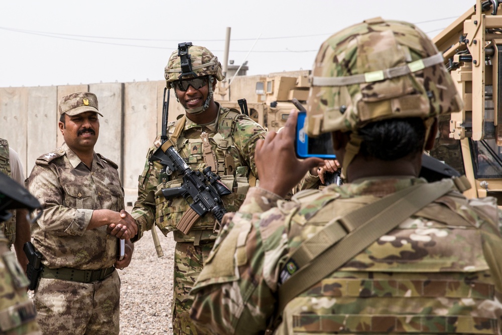 Iraqi border guard radio transfer