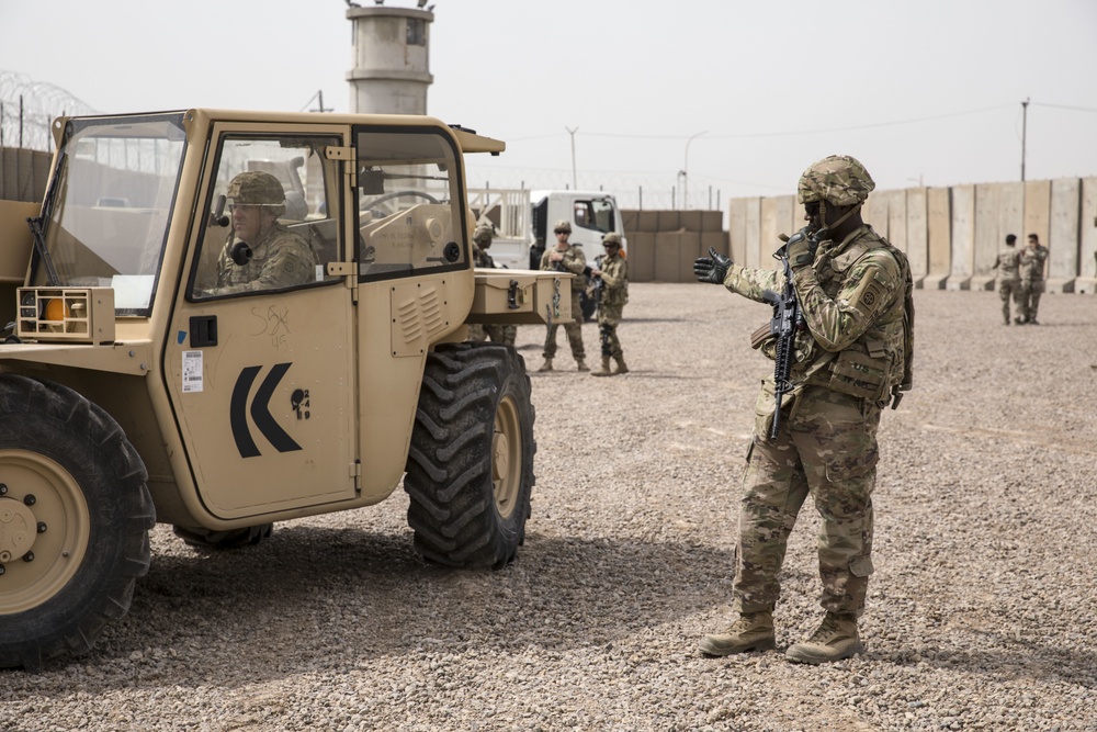 Iraqi border guard radio transfer