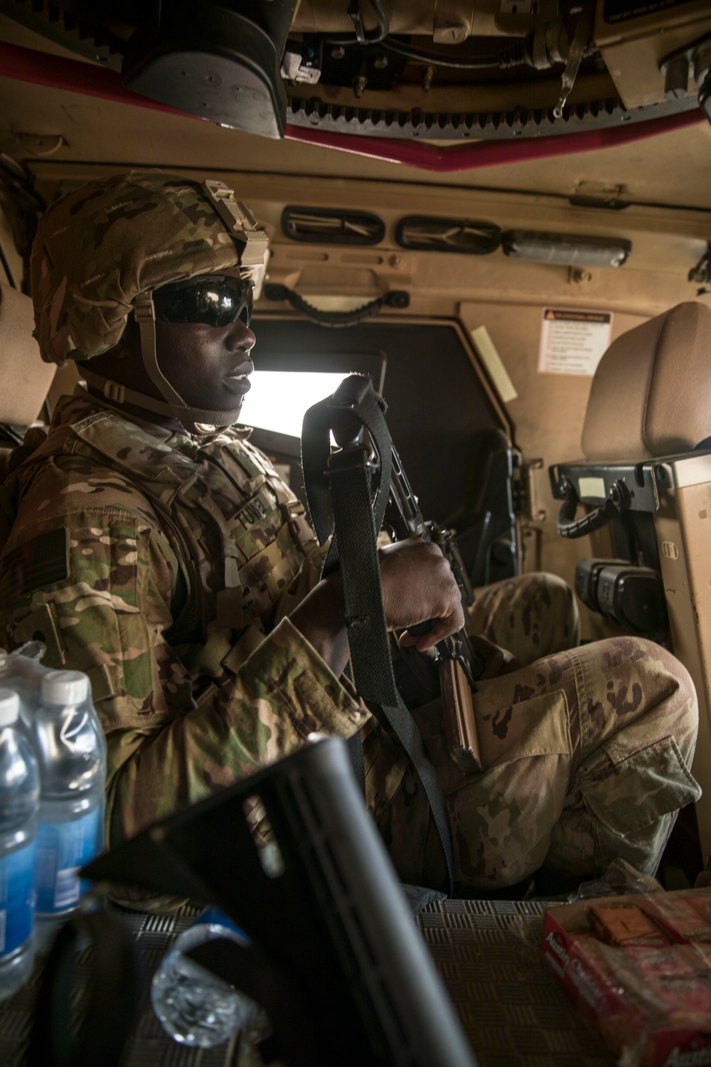 Iraqi border guard radio transfer