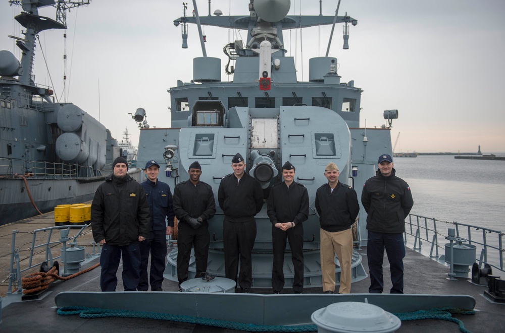 Naval Support Facility Redzikowo Hosts Polish Army