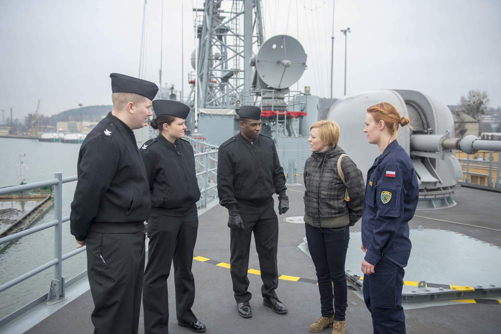 Naval Support Facility Redzikowo Hosts Polish Army