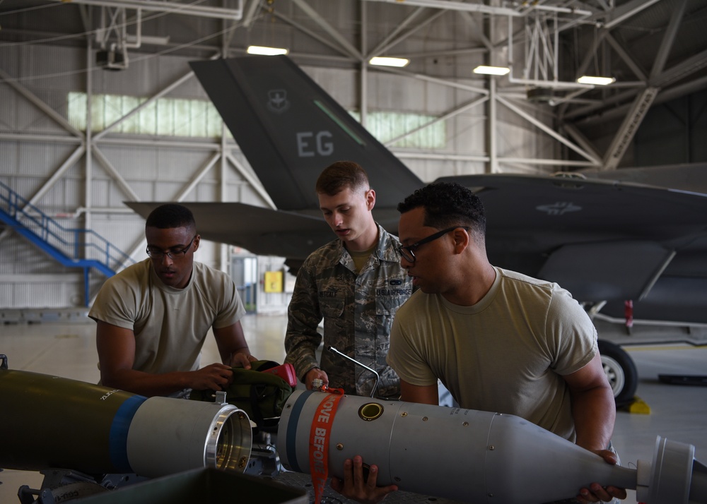 Battle of the load crews