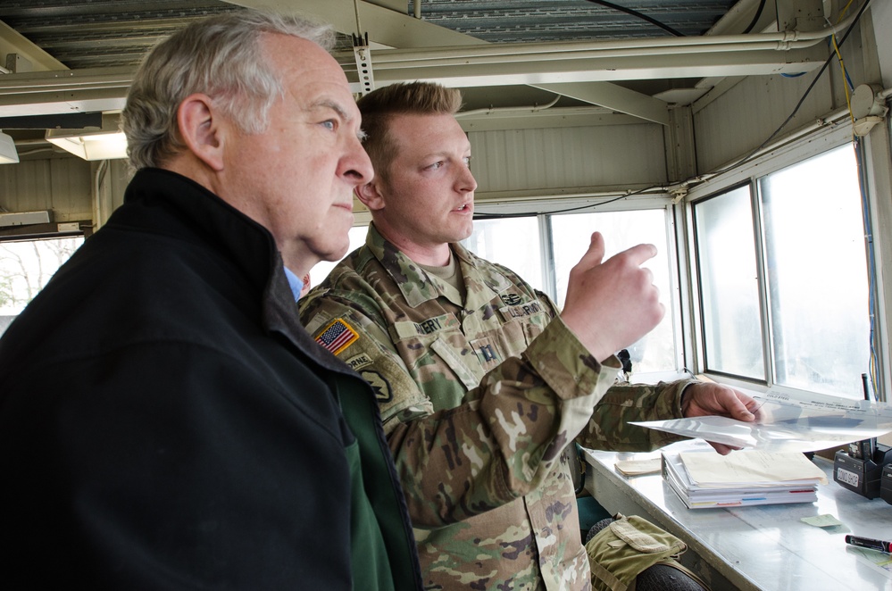 Army Reserve Ambassadors observe Cold Steel II