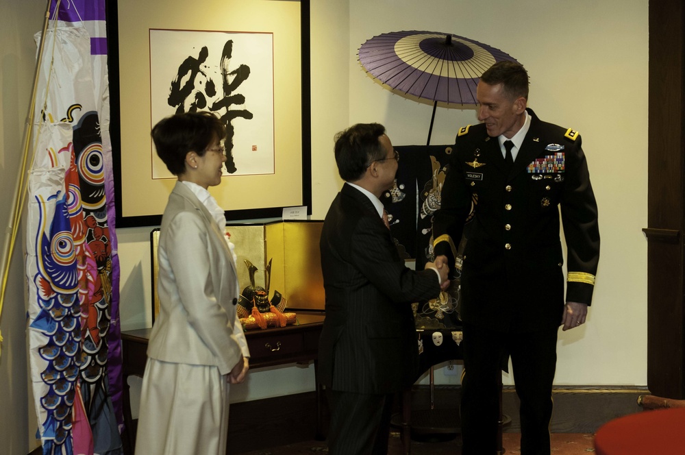 JBLM Senior leaders meet with Consulate General of Japan in Seattle