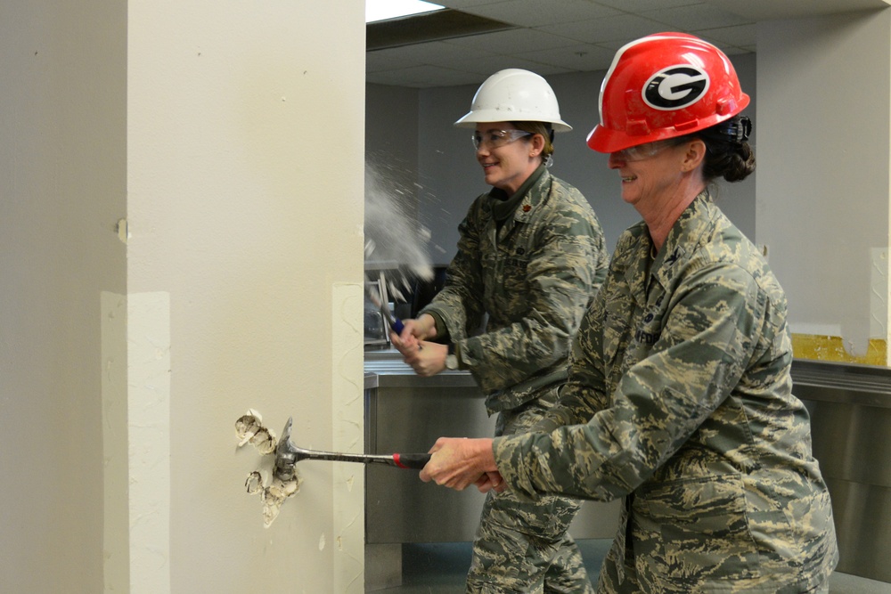 DFAC construction beings, chefs prepare