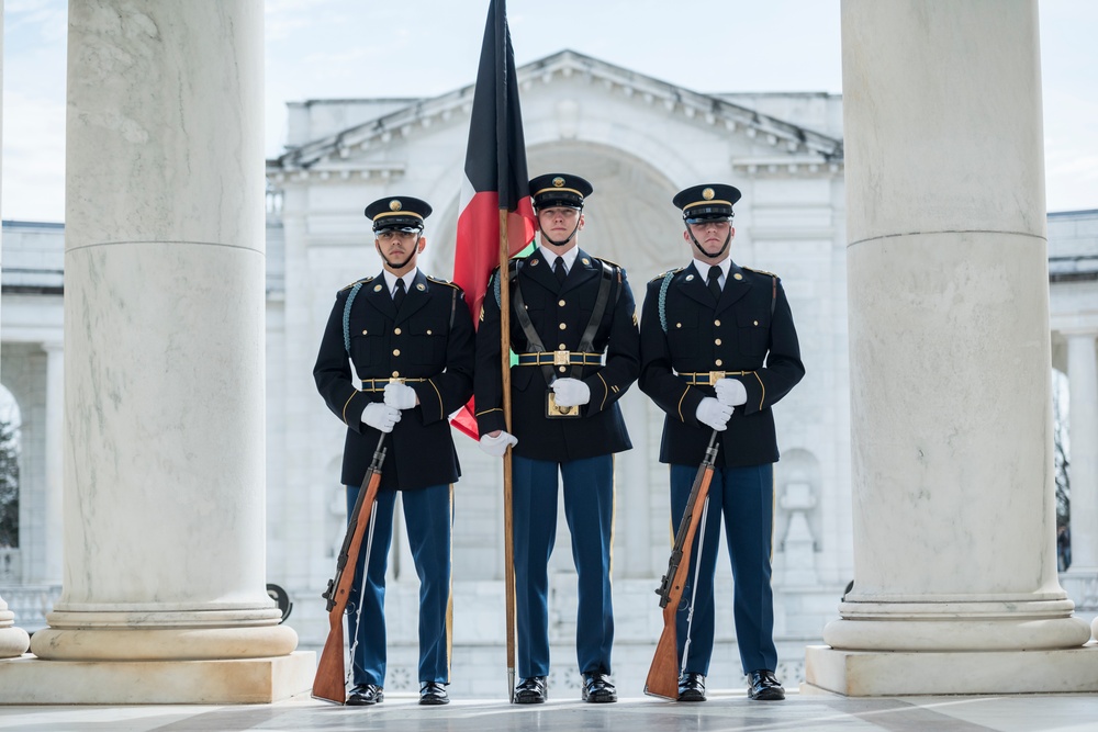 Chief of the General Staff for the Kuwait Armed Forces Lt. Gen. Mohammad Khaled Al-Khodr Participates in an Armed Forces Full Honors Wreath-Laying Ceremony at the Tomb of the Unknown Soldier