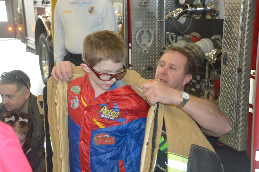 Prince George students tour Fort Lee Fire Station