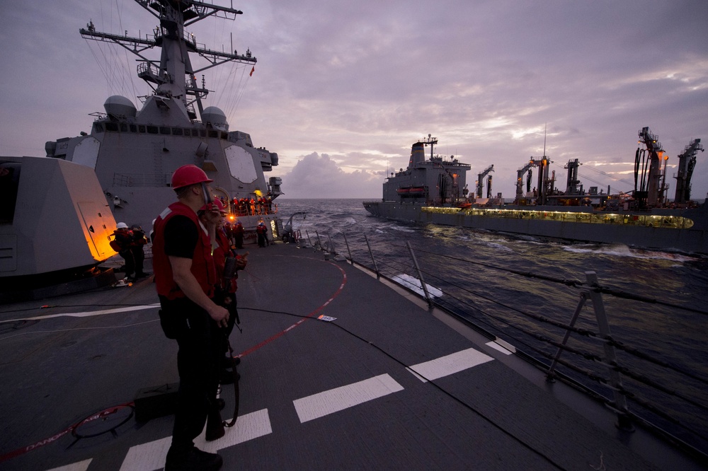 USS Mustin conducts replenishment-at-sea with USNS Walter S. Diehl