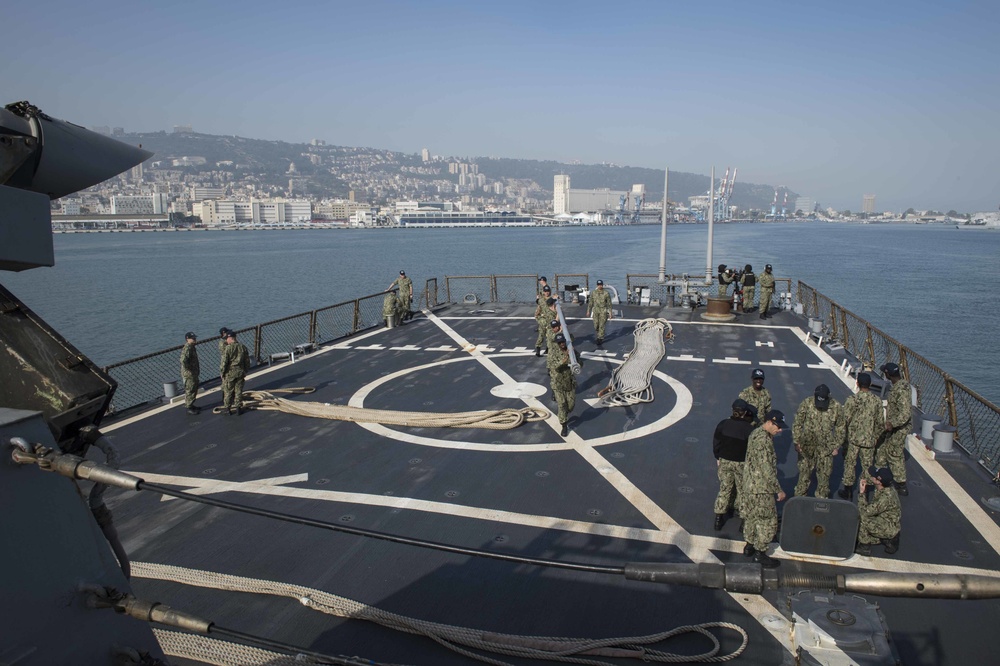 USS Donald Cook (DDG 75)