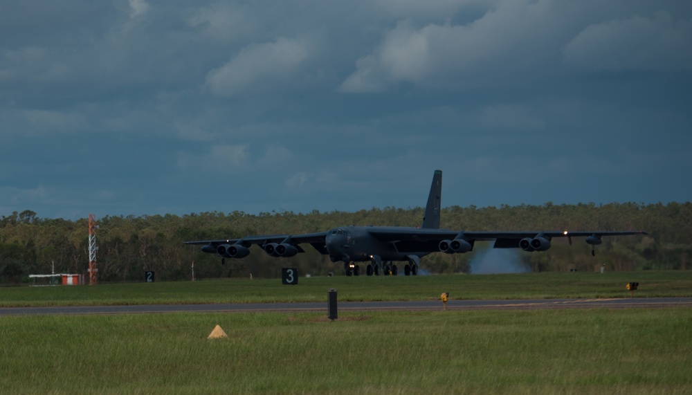 U.S. and Australian air forces train, increase interoperability at RAAF Darwin