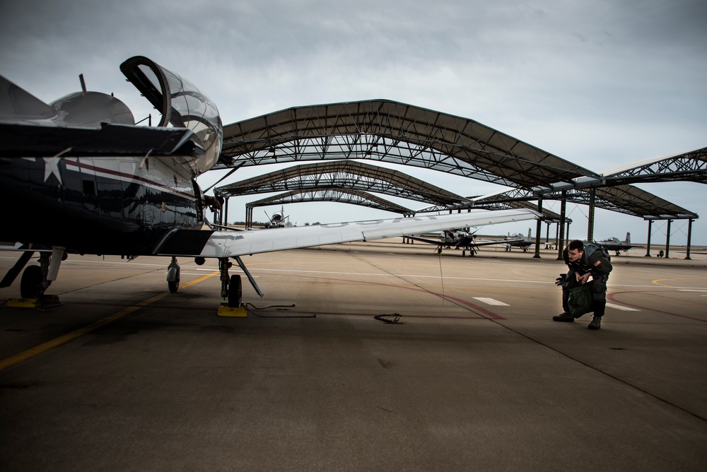 Student pilot completes first solo flight