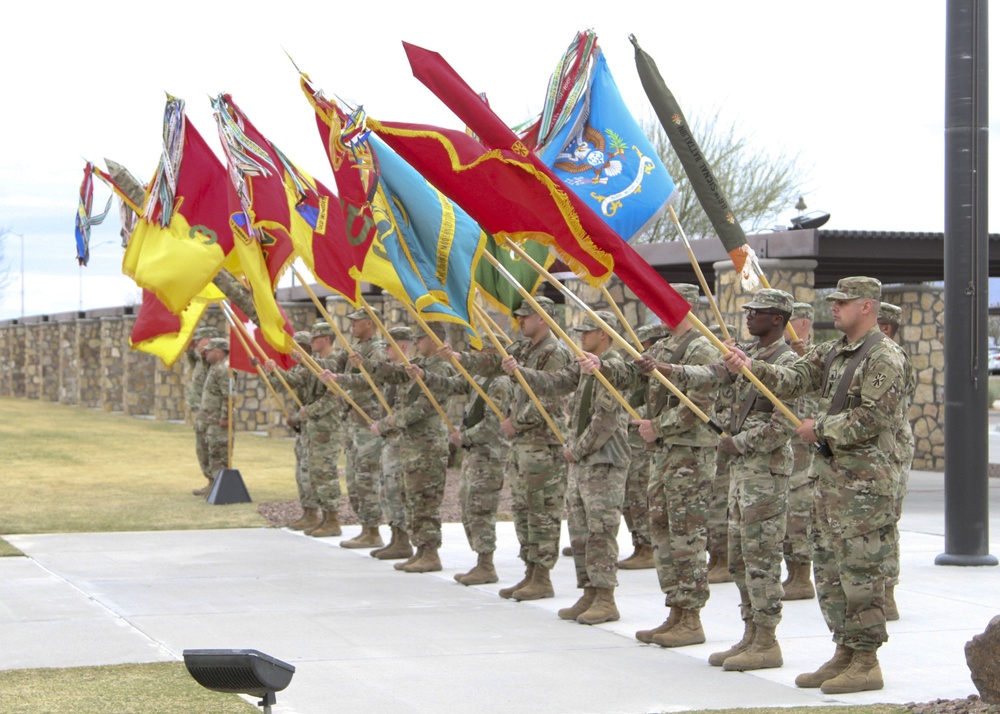 1st AD welcomes home MG White, Soldiers Headquarters, DIVARTY, HHBN spent six months in Iraq