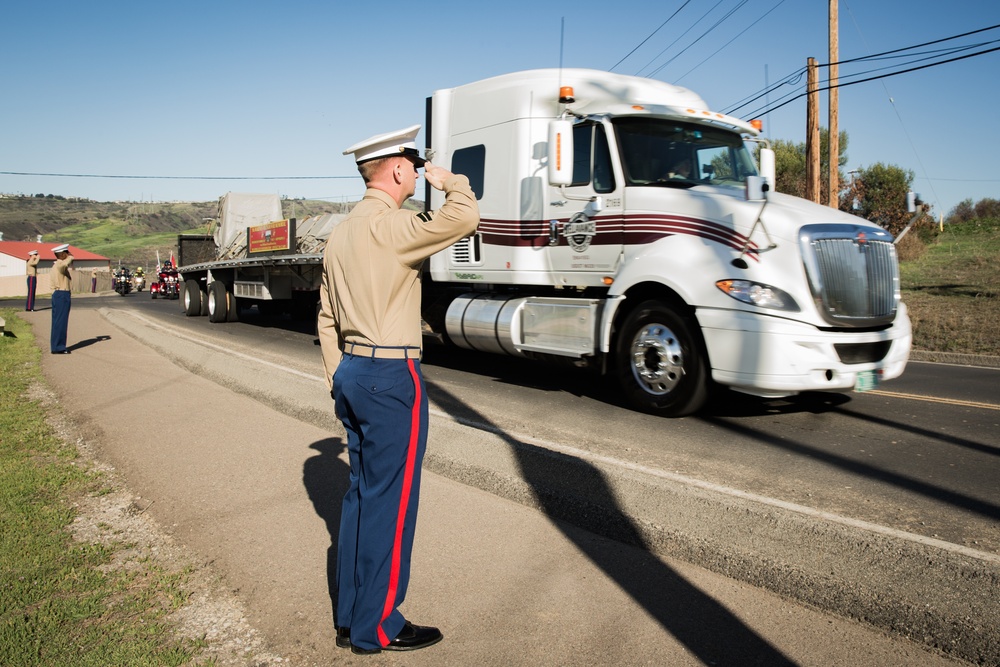 5th Marines Vietnam War Memorial Arrival