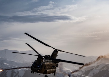 83rd ERQS Guardian Angels conduct training flight with Task Force Brawler