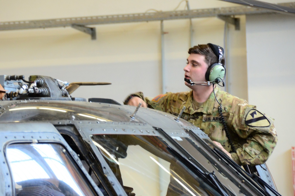 Main rotor system maintenance on a HH-60 MEDEVAC helicopter