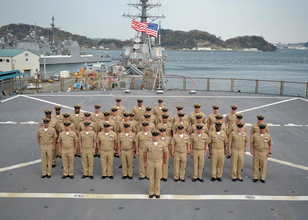 Blue Ridge Chief Petty Officers conduct morning colors.