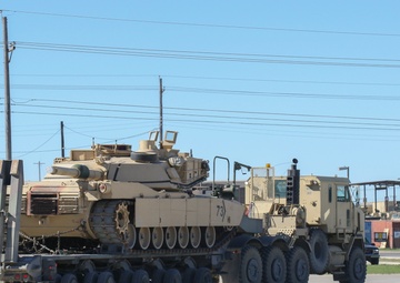 96th TC transports tanks to Fort Bliss
