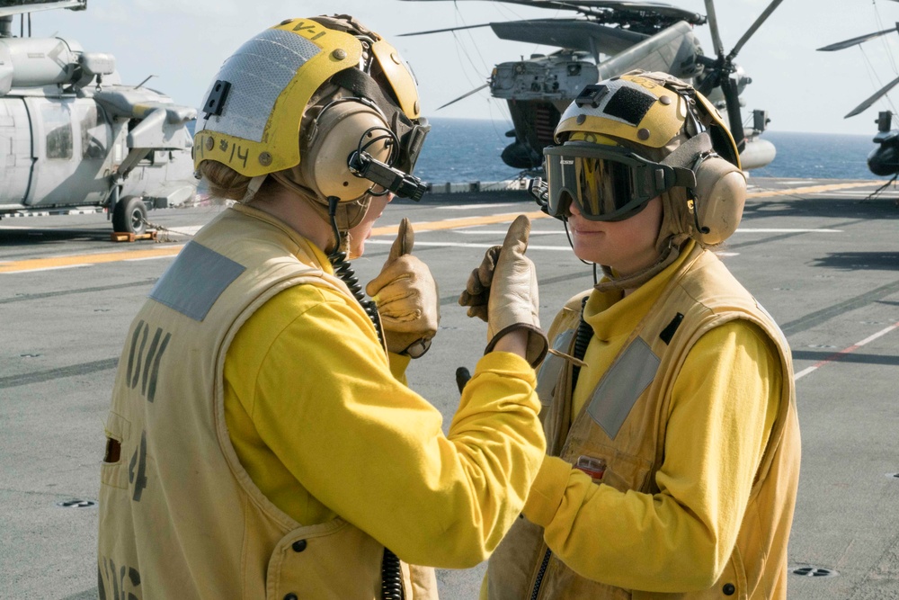 USS Bonhomme Richard (LHD 6) Replenishment-at-Sea