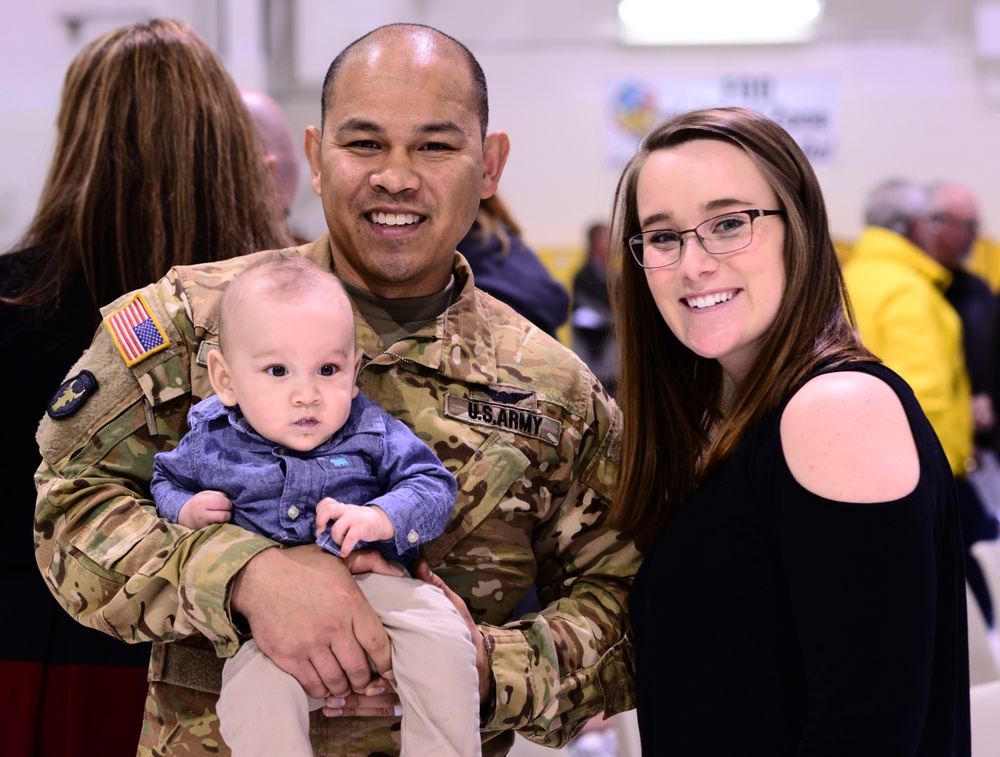 Oregon Army National Guard welcomes home air ambulance unit from Middle East deployment