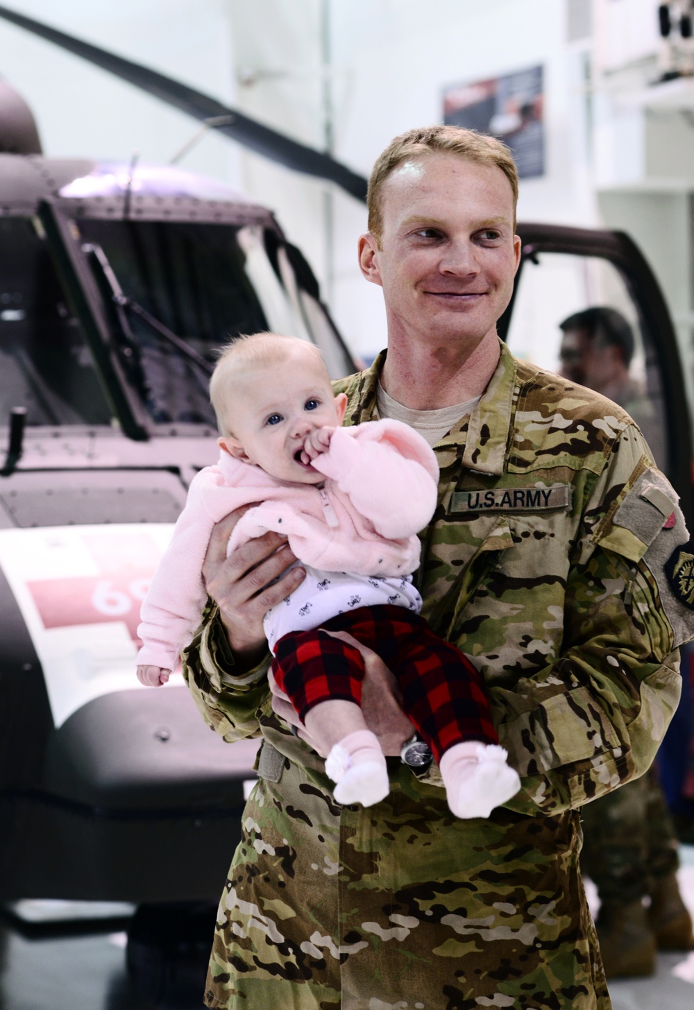 Oregon Army National Guard welcomes home air ambulance unit from Middle East deployment