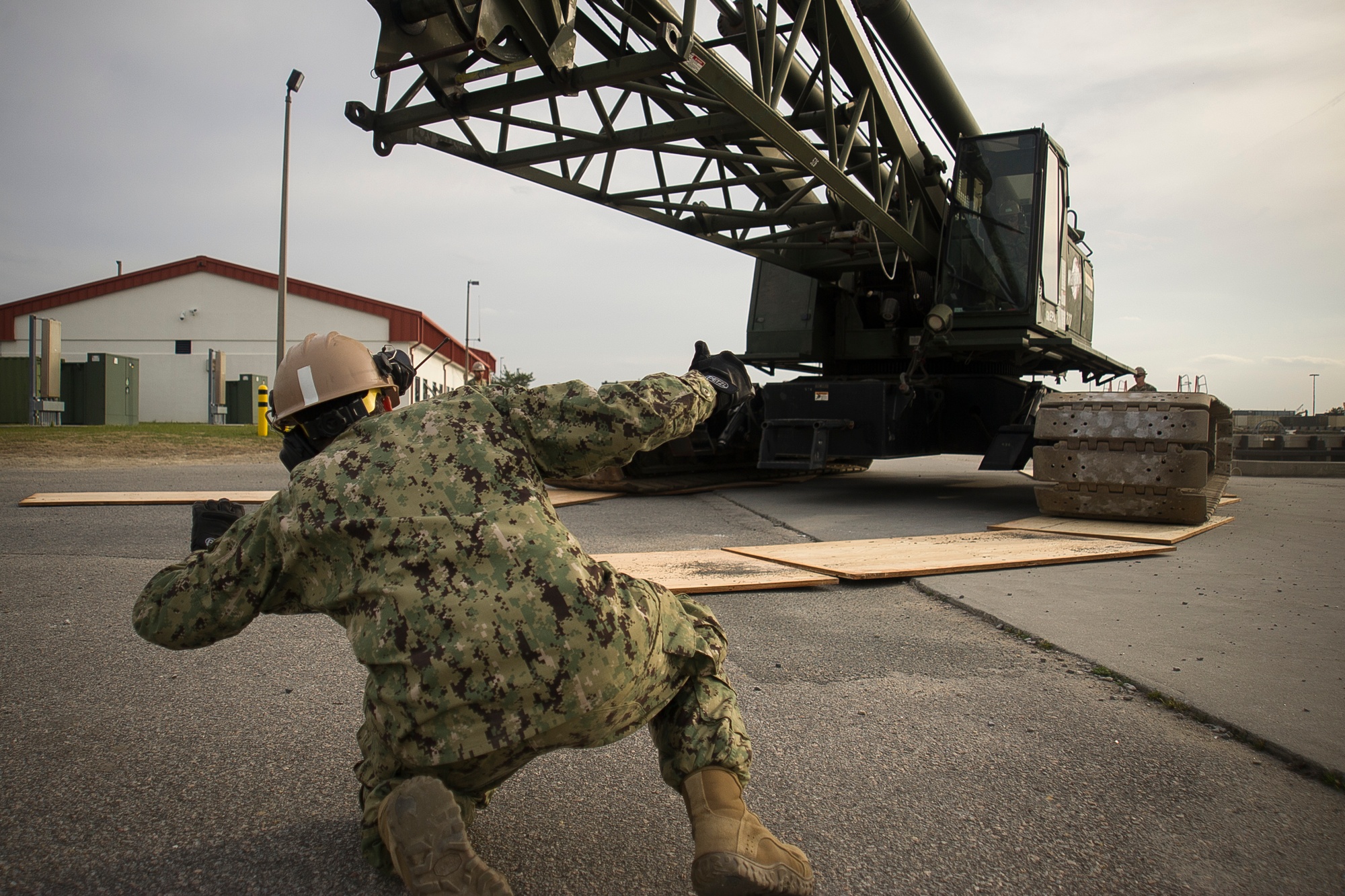 DVIDS - Images - ACB-2 Seabees Move the Navy's Largest Military