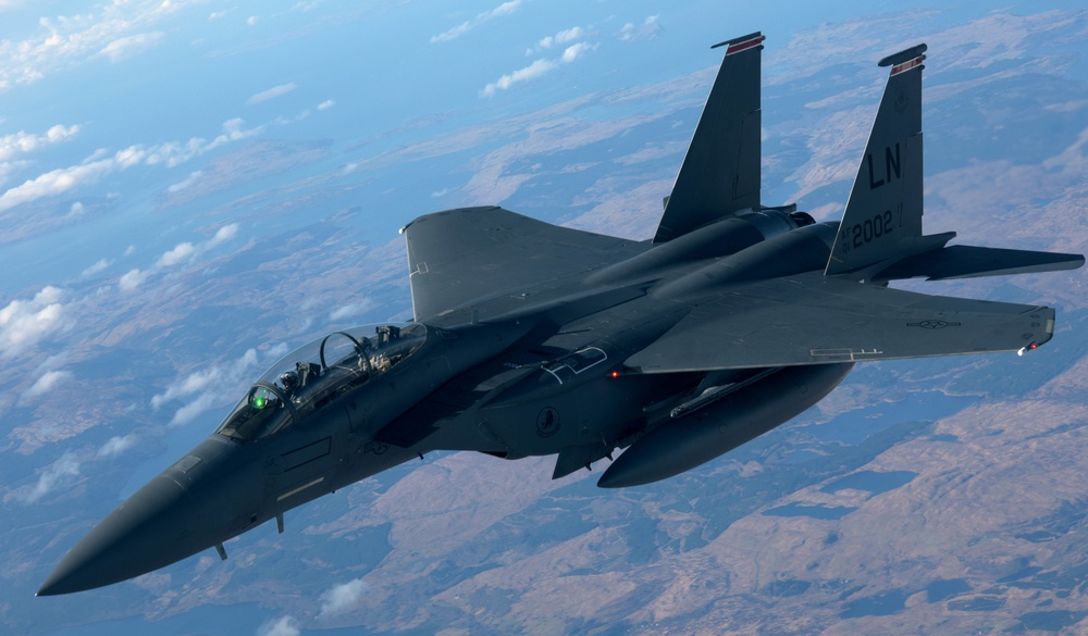 RAF Mildenhall supports RAF Lakenheath