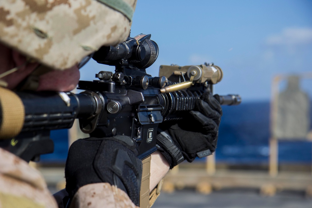 CAAT Platoon conducts deck shoot aboard USS New York