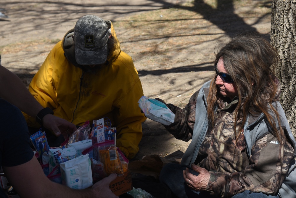 Schriever Airmen aid homeless
