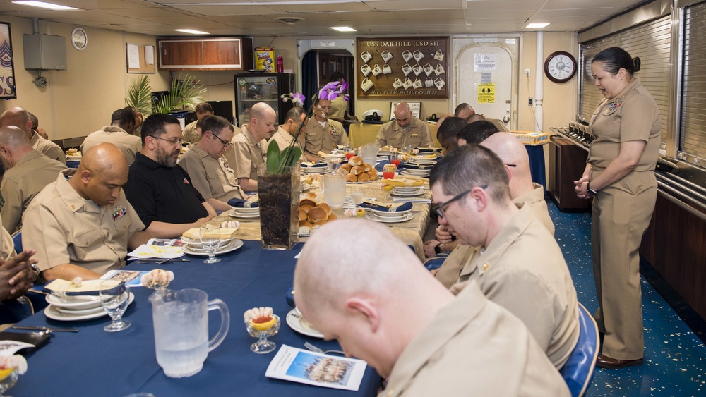 USS Oak Hill (LSD 51) celebrates chiefs' birthday