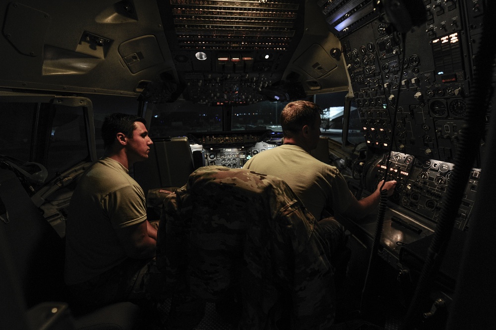 KC-10 Extender night operations