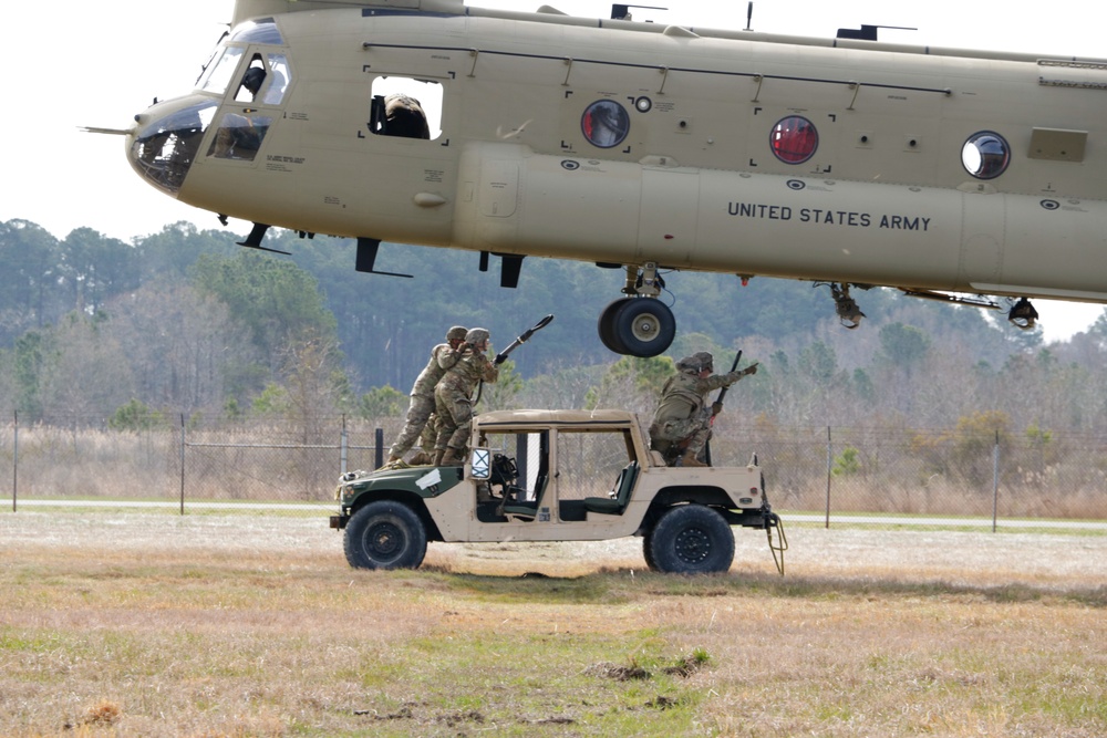 155th ICTC Conducts Sling Load Operations