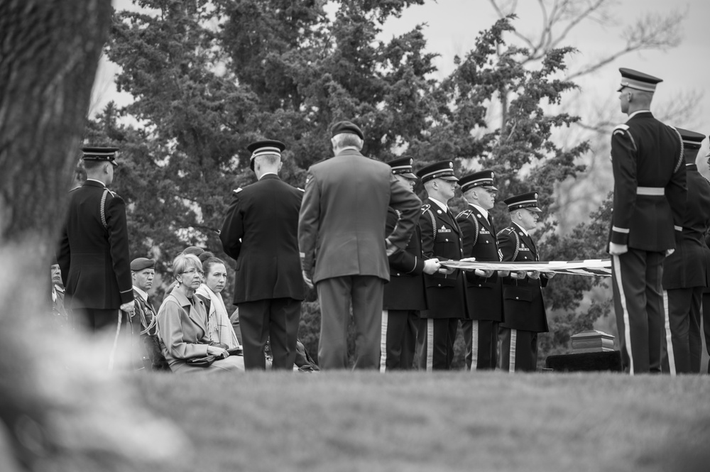 Full Honors Funeral for U.S. Army Col. Aleksander Einseln in Section 34