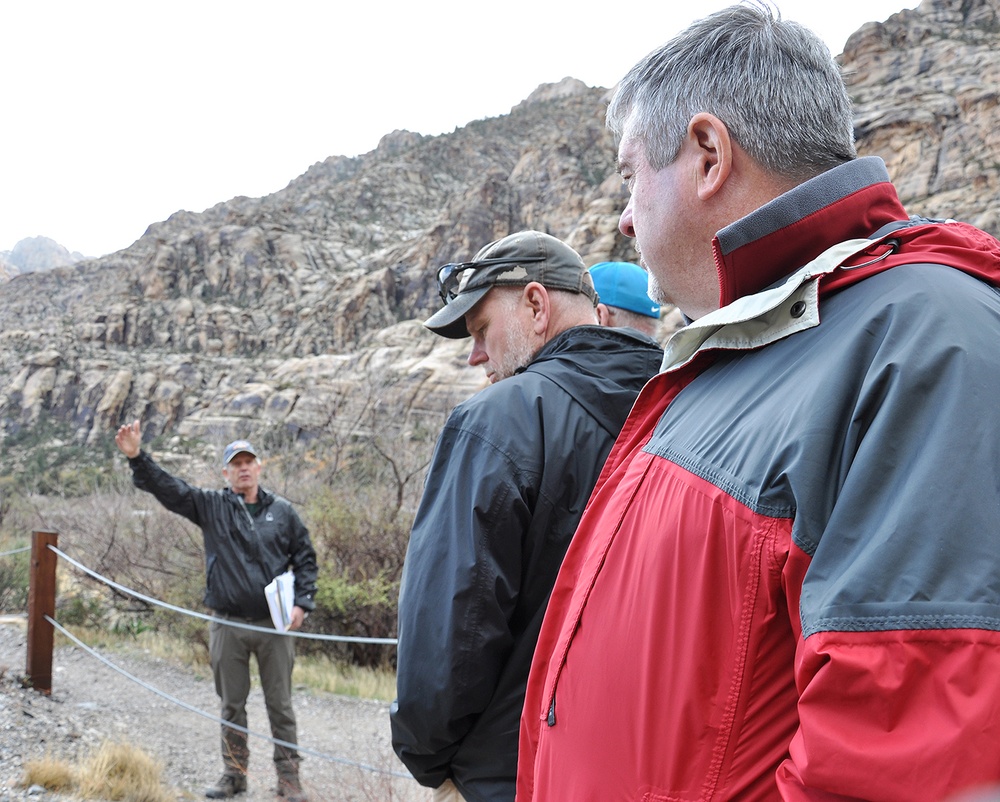 Geologists learn studying past holds keys to future during visit to Red Rock Canyon