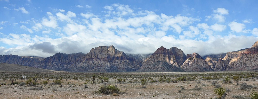 Geologists learn studying past holds keys to future during visit to Red Rock Canyon