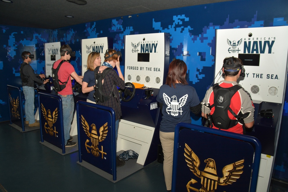 Navy’s Virtual Reality Experience visits Namesake’s Hometown