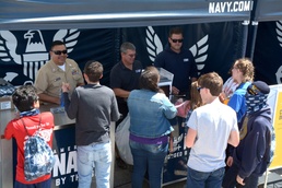 Navy’s Virtual Reality Experience visits Namesake’s Hometown