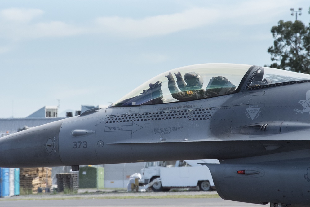 14th Fighter Squadron F-16 pilot  taxiing