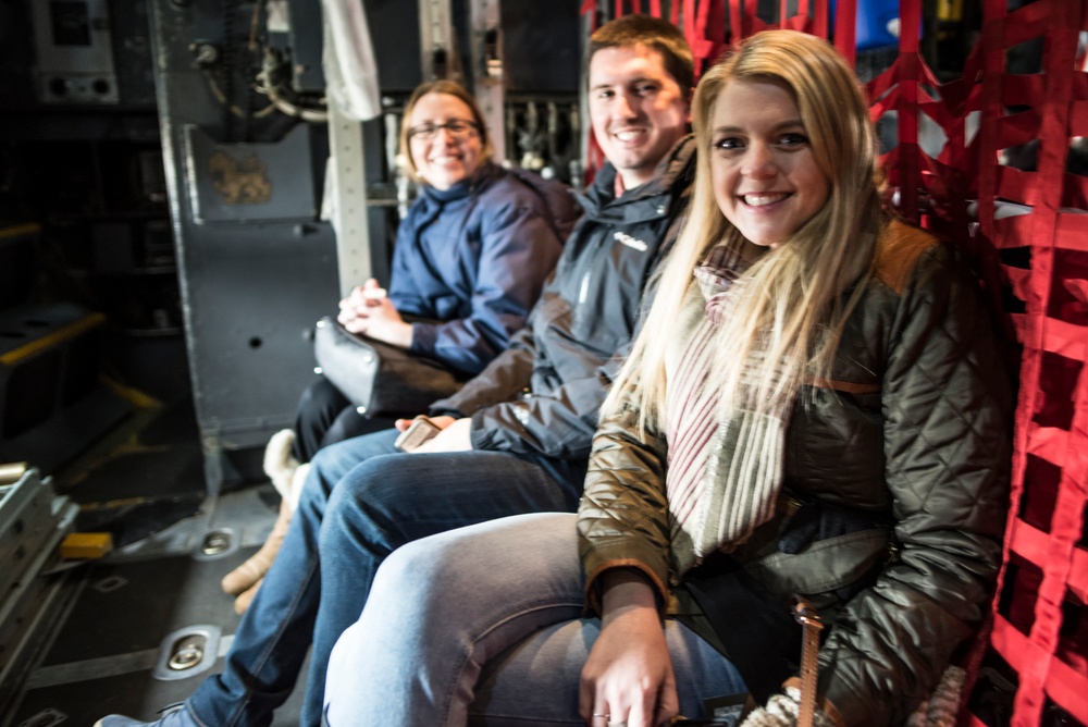 &quot;Leadership Unlimited&quot; group tours 179th, takes C-130H Hercules flight
