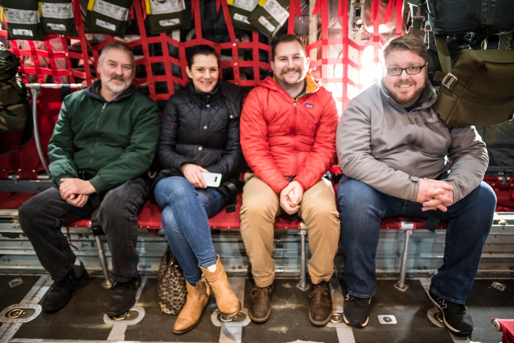 &quot;Leadership Unlimited&quot; group tours 179th, takes C-130H Hercules flight