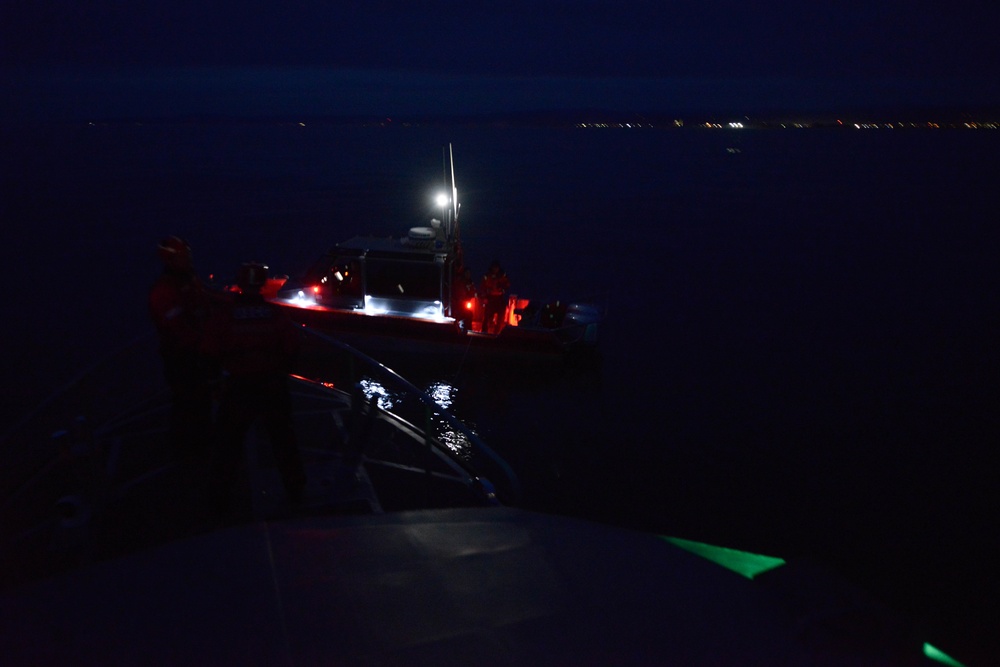 Coast Guard boat crew conducts helo ops