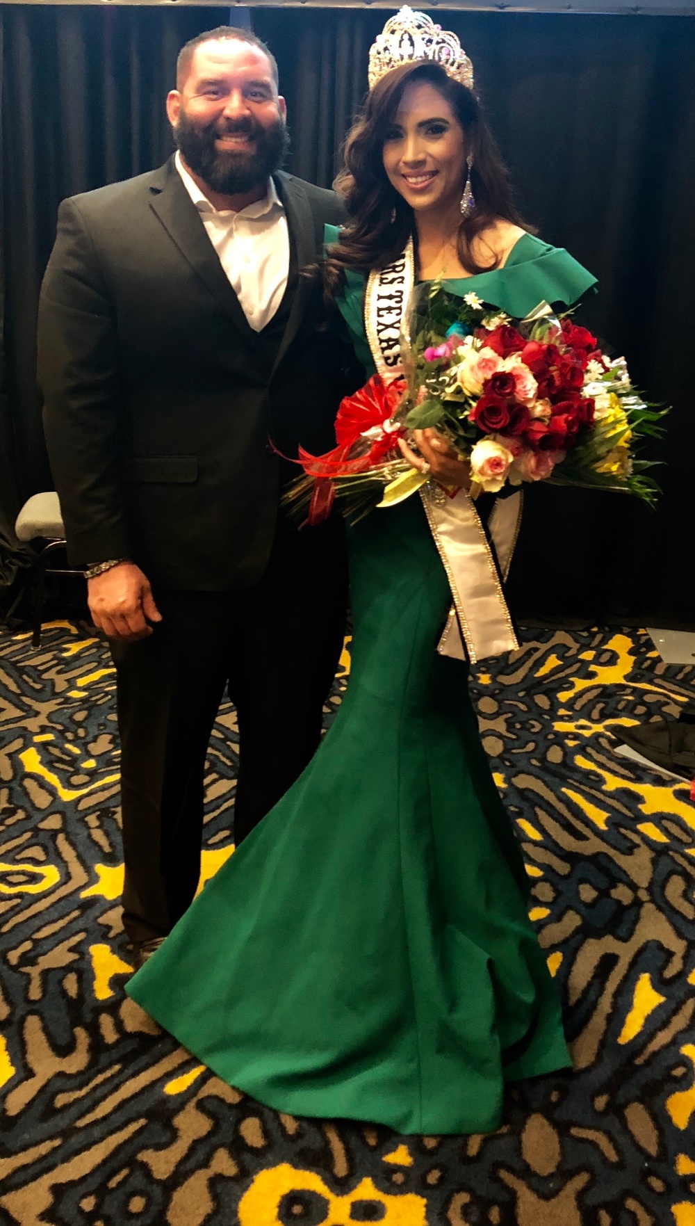 Texas Army National Guard soldier wins Mrs. Texas Galaxy Pageant