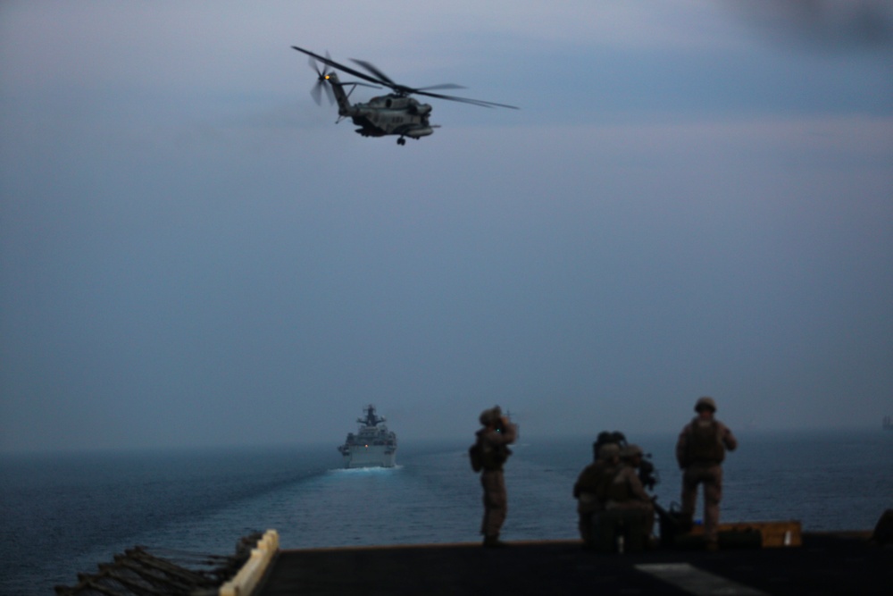 26th MEU transits Bab al-Mandeb Strait