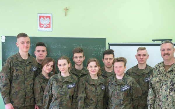 Naval Support Facility Redzikowo Hosts Polish Army