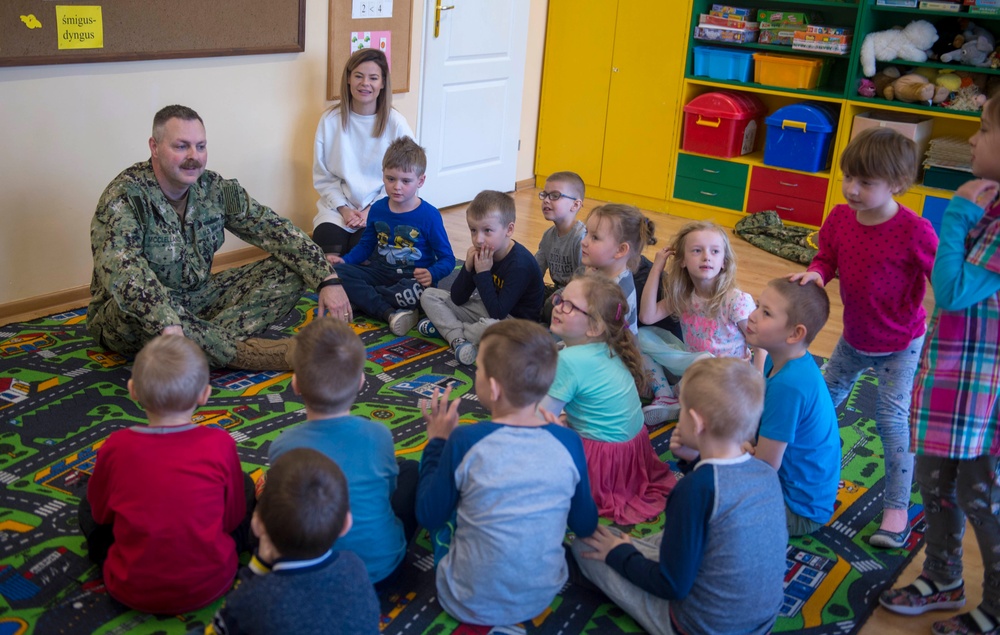 Naval Support Facility Redzikowo Hosts Polish Army