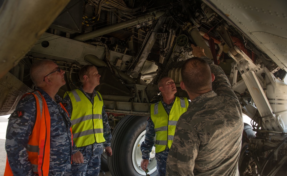 U.S., Australian teams conduct bomber ops, air support training during Enhanced Air Cooperation exercise at RAAF Darwin