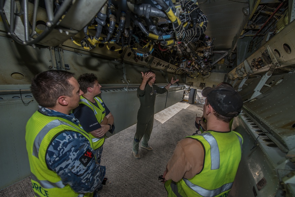 U.S., Australian teams conduct bomber ops, air support training during Enhanced Air Cooperation exercise at RAAF Darwin