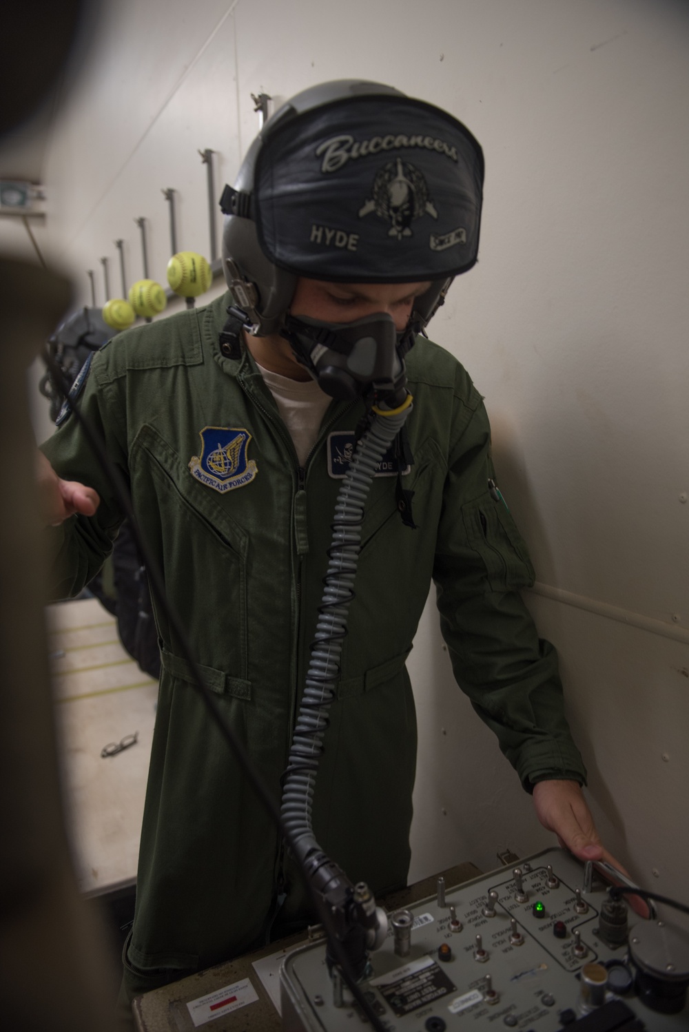 U.S., RAAF teams conduct bomber ops during Exercise Enhanced Air Cooperation at Darwin