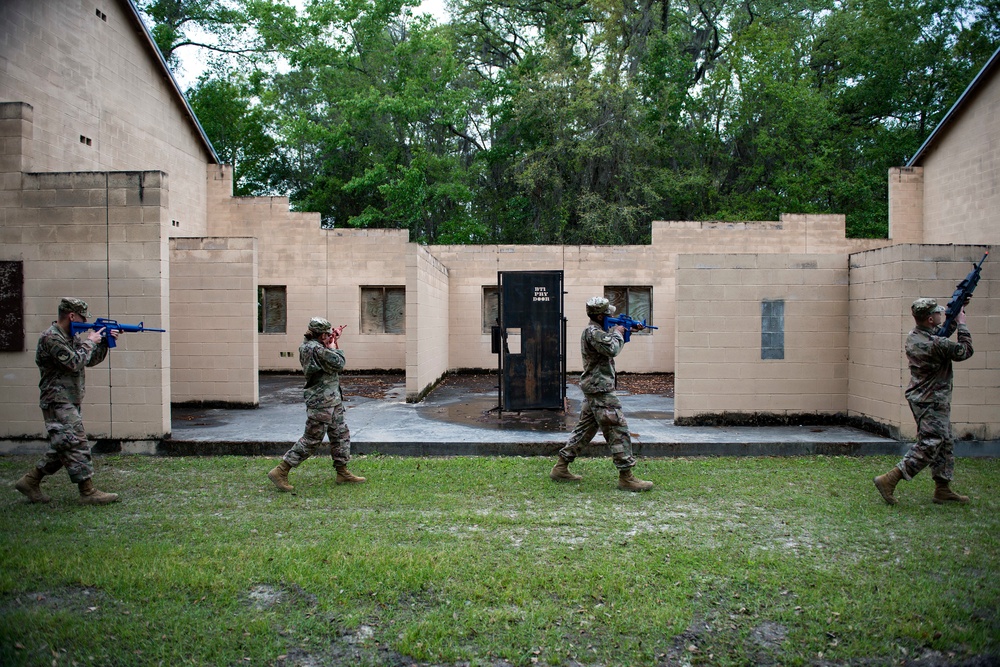 Formation in line