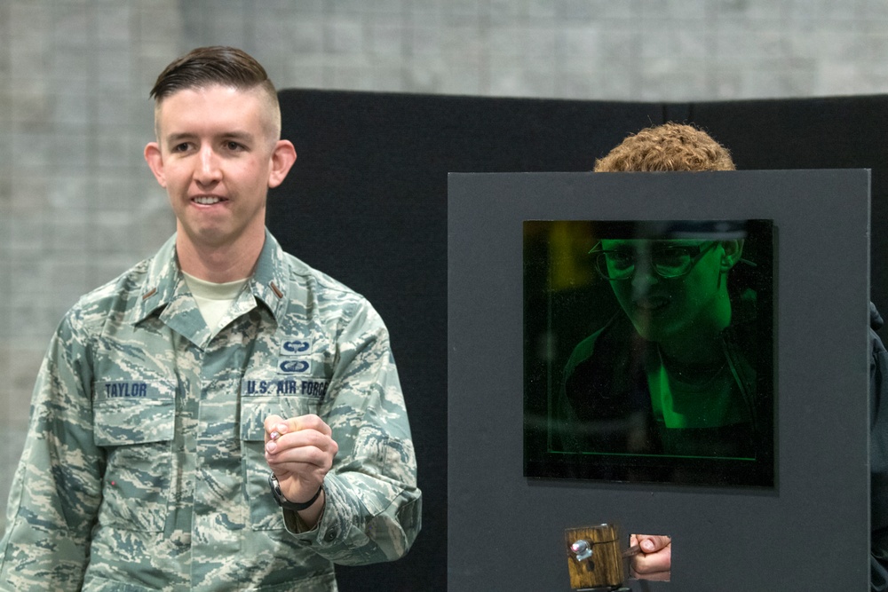 DoDSTEM at 2018 USA Science and Engineering Festival